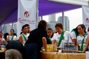 556519_325509527541953_1089376545_n