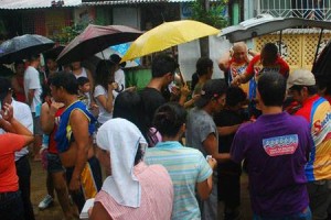 581076_519970164762554_1970201297_n